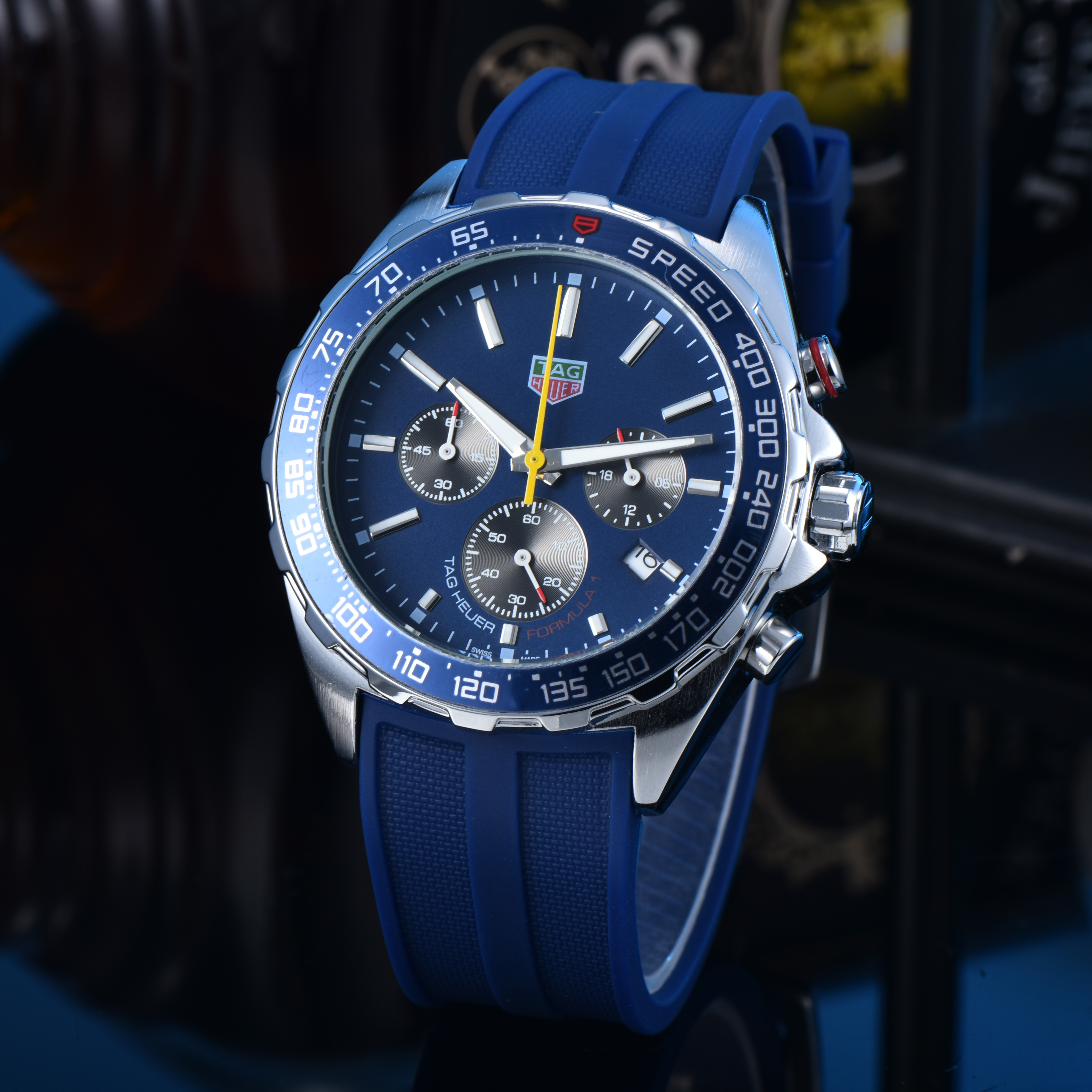 TAG  quartz watches 4